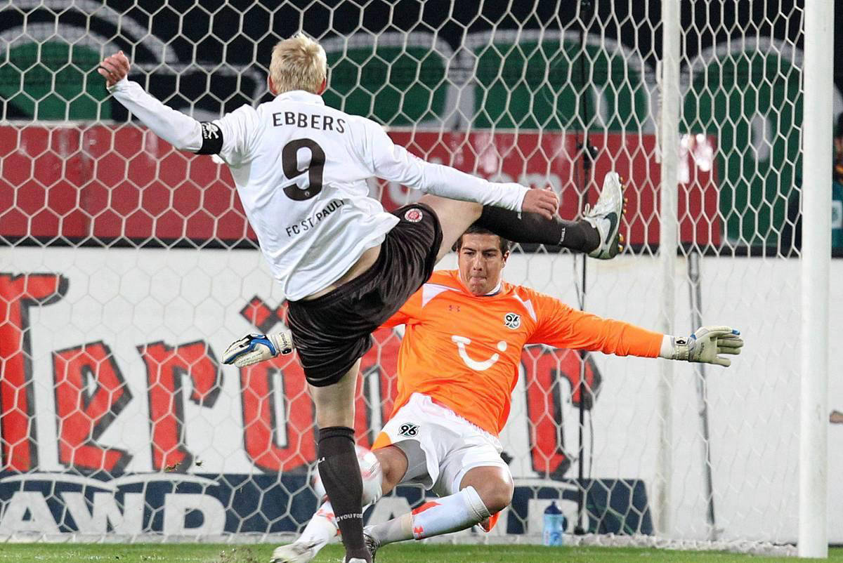 圣保利仅差两分即可脱离降级区,拜仁慕尼黑全力争取欧冠晋级!